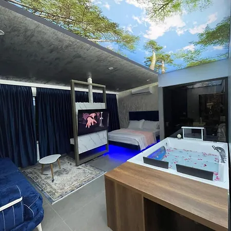 Daire Holiday Apartments Tiran